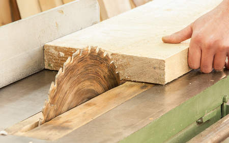 Обрезная доска: типы, способы распила, область применения