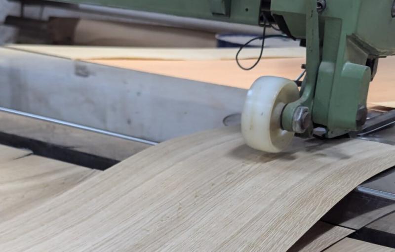 Фанеровка шпоном (шпонирование)